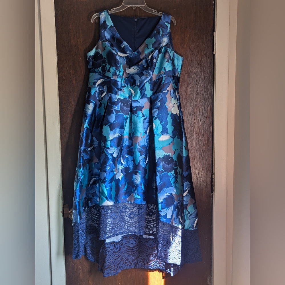 Beautiful Hi-Low Formal Dress